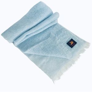 Vintage like new oblong 100% mohair wool from Scotland ice blue knit wrap scarf